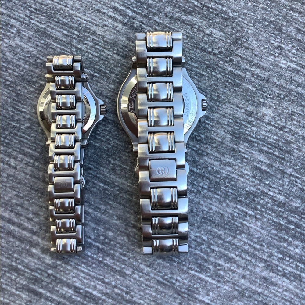 Man’s and Women’s GUCCI watch set 💙❤️ - Picture 5 of 16